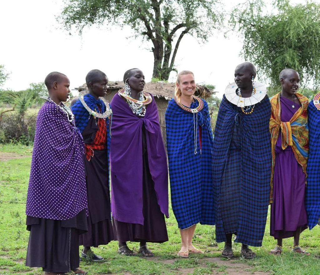 В племени масаев (Танзания)